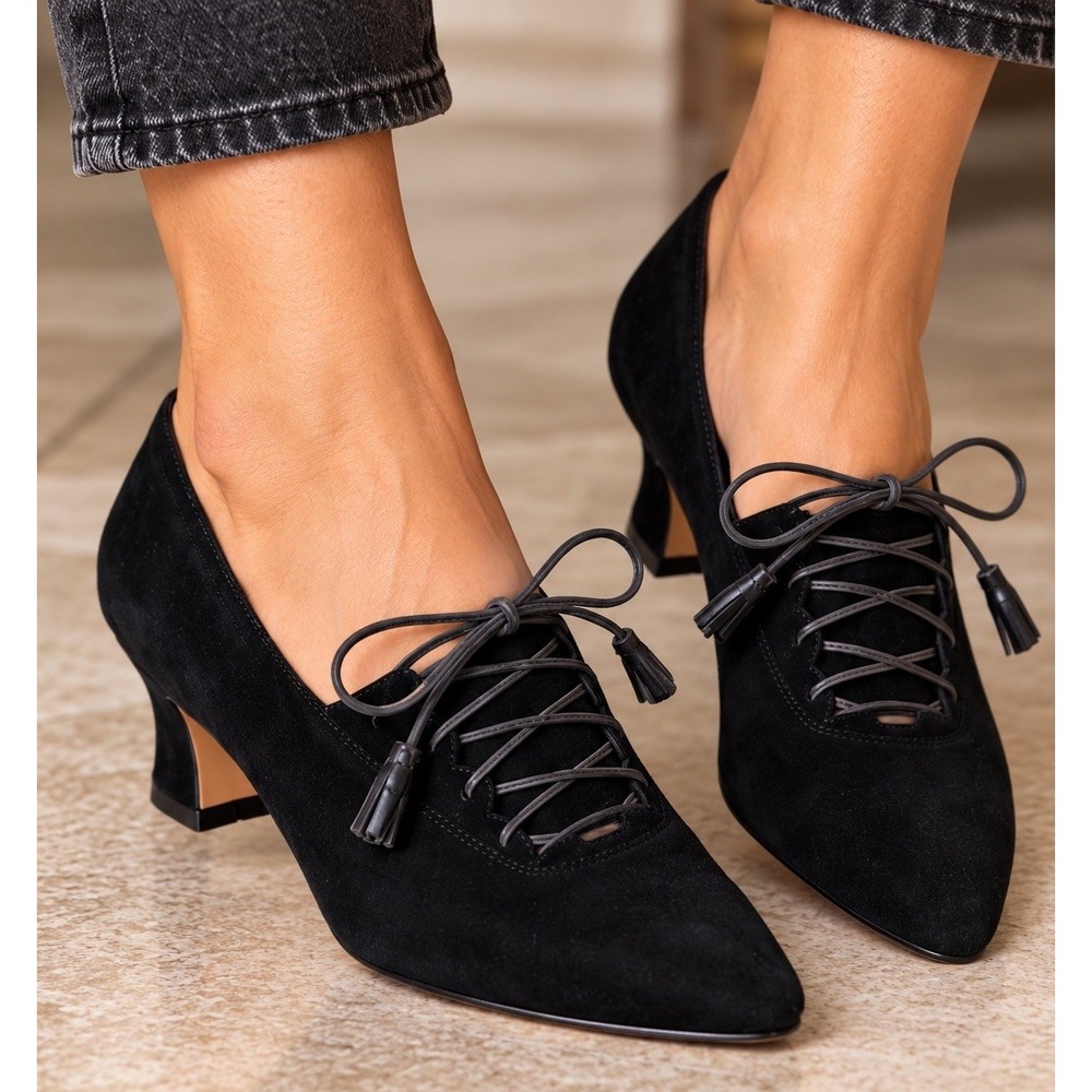 Salvatore Ferragamo Womens 80s Vtg Suede Tassel Pointed Toe Oxford Shoe 9B Black